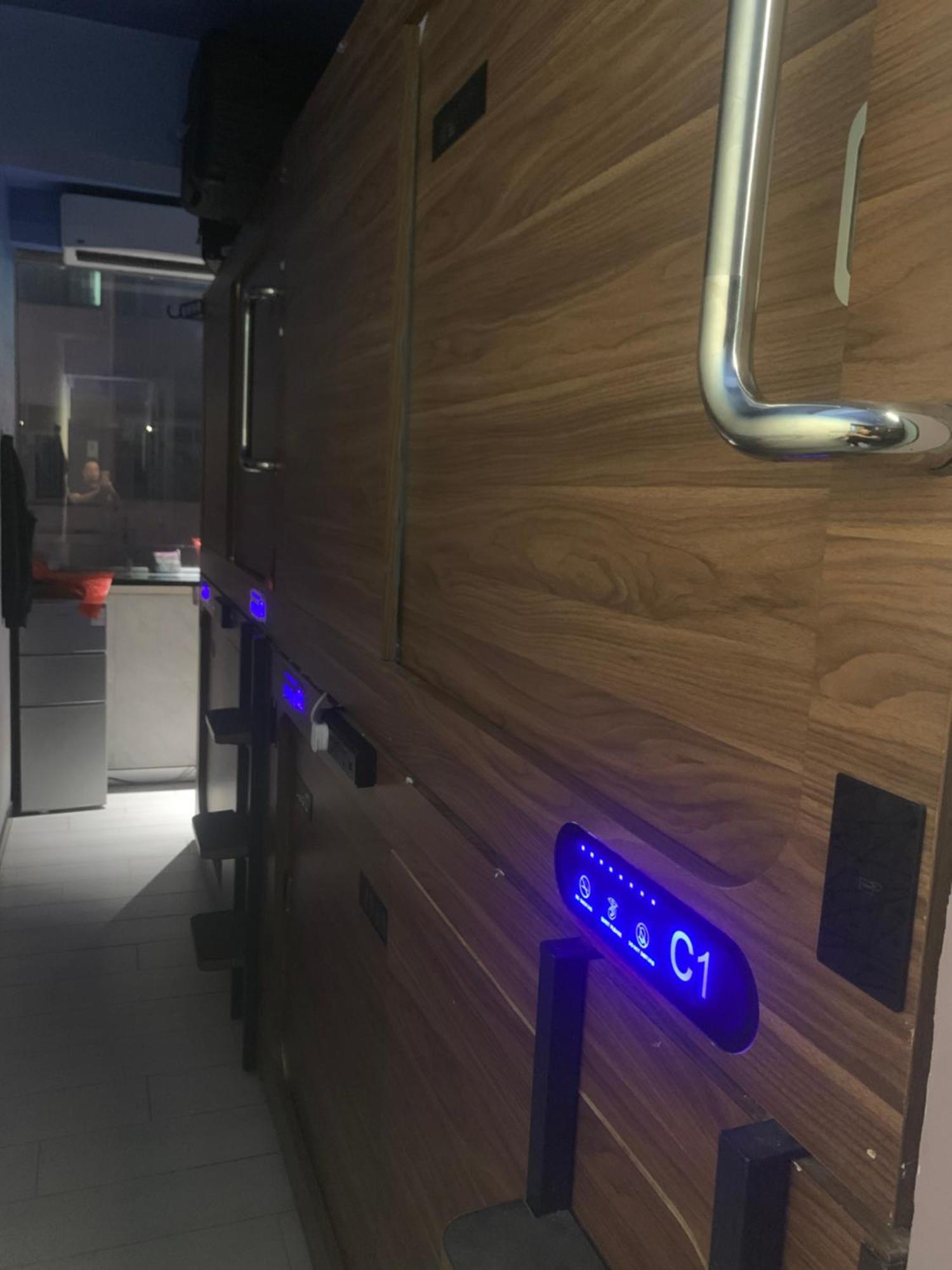 Sleep Cubee Hostel 香港 外观 照片